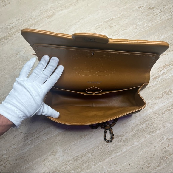 Chanel Tan Lambskin Caviar Quilted Jumbo Classic Double Flap Bag (2014-2015) - Picture 9 of 15